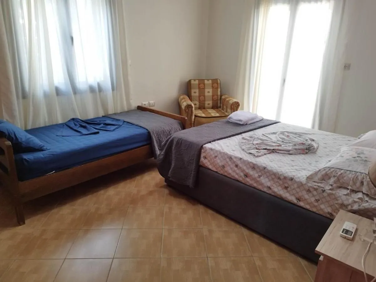 Alexander Apartment Ksamil
