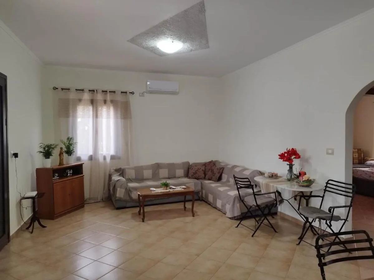 Alexander Apartment Ksamil 0*,  Albania
