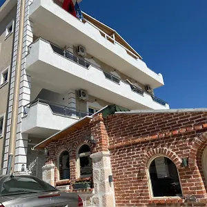 Hotel Arsenal, Ksamil